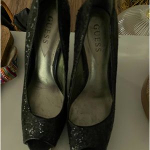Black Soarkly Guess Heels